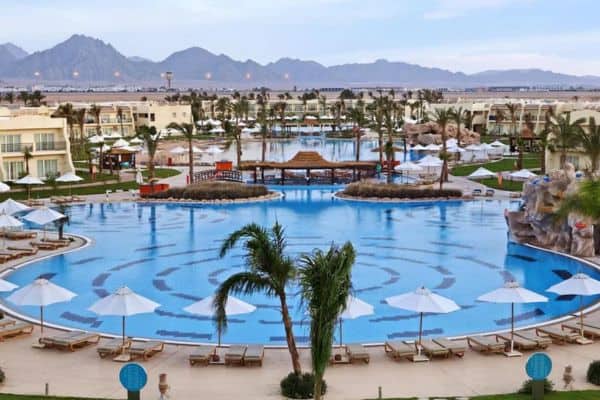 DoubleTree by Hilton Sharm El Sheikh - Sharks Bay Resort Pool Views