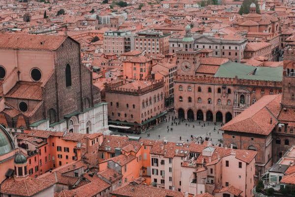 Bologna Piazza