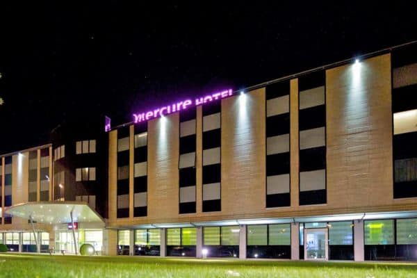 Hotel Mercure Venezia-Marghera at Night