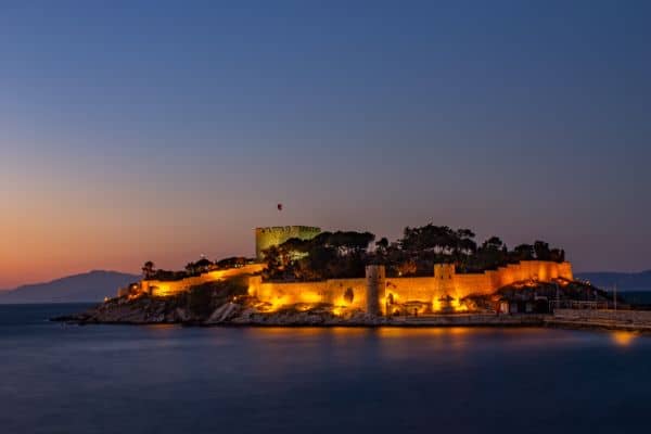 Kuşadası Castle after dark