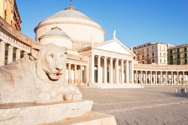 Piazza del Plebiscito in Naples